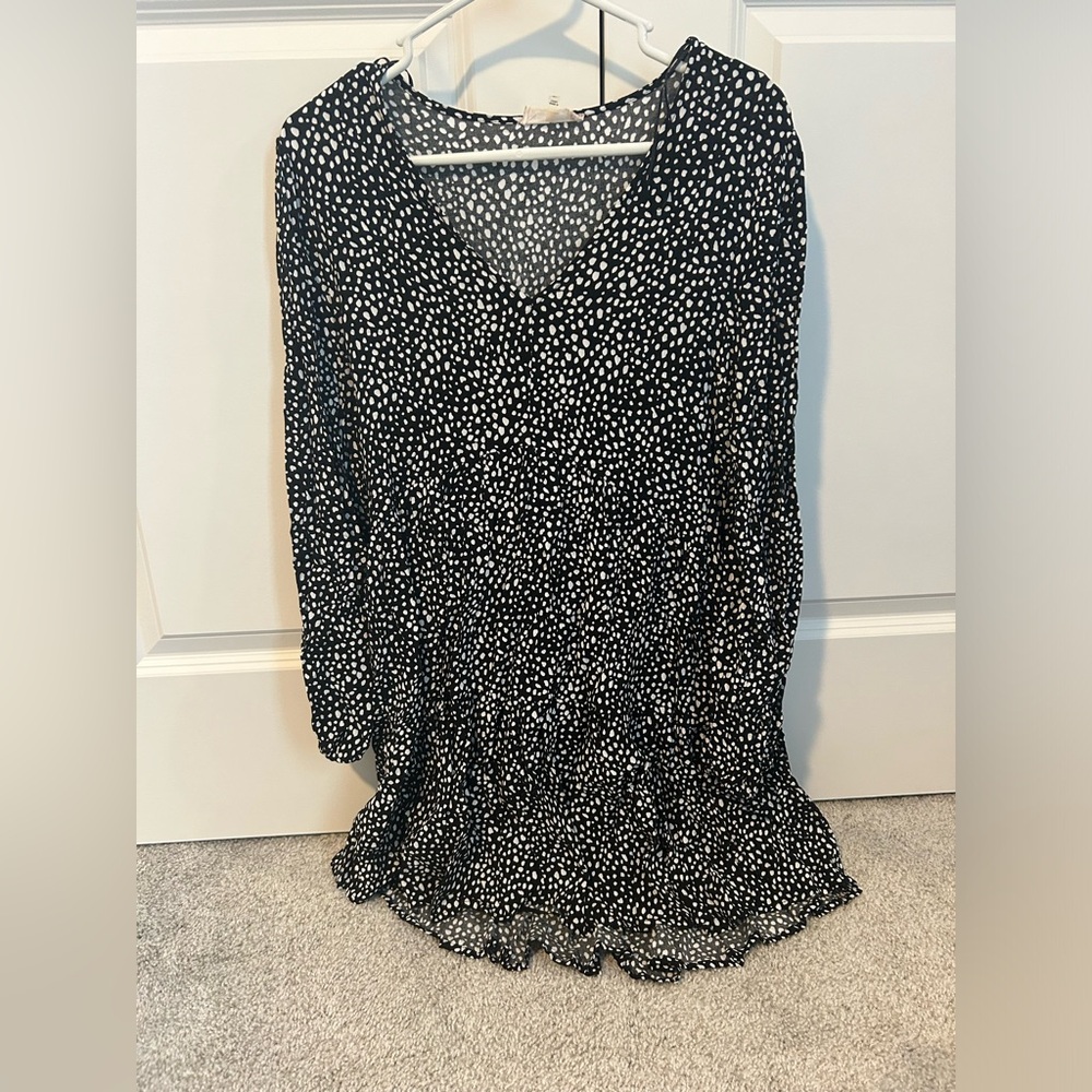 Altard State Black and White long sleeve dress
